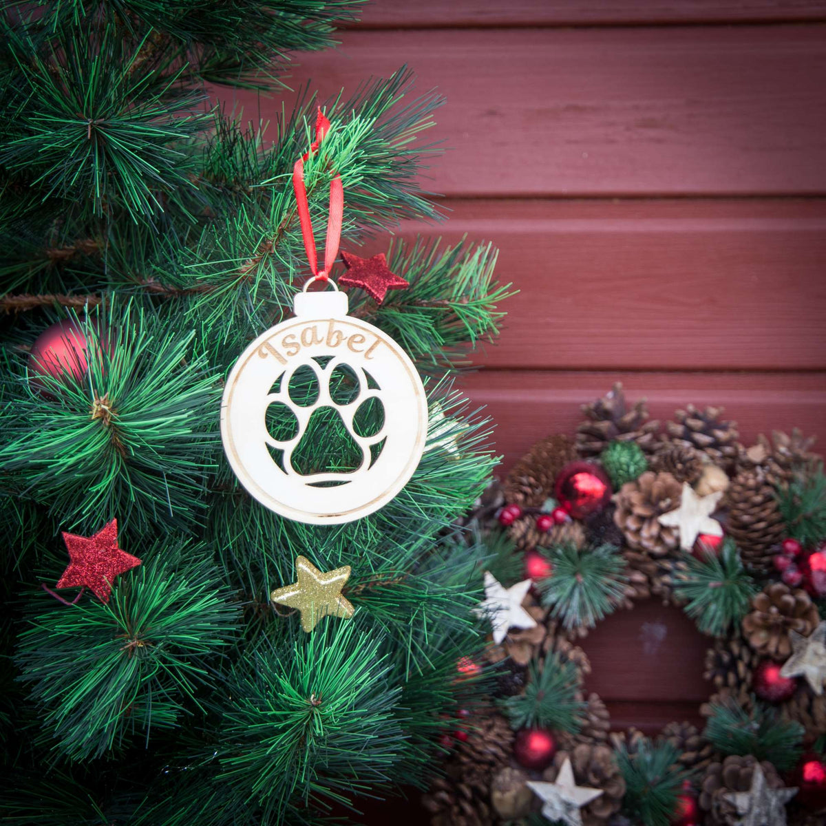 Weihnachtskugel aus Holz personalisiert mit Namen "Pfote in Weihnachtskugel" ∅ 10 cm | Weihnachtsbaum Schmuck | Weihnachtsdeko | Christbaum