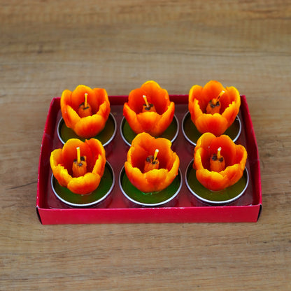 Rote Tulpen-Teelichter im 6er Set als Frühlingsdeko auf dem Tisch