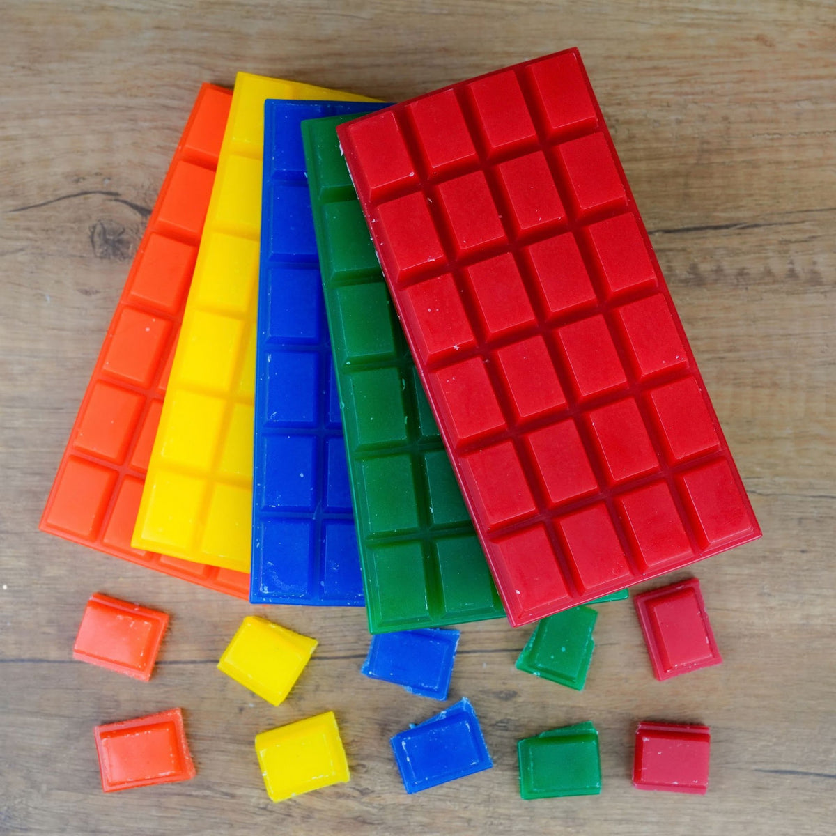 Bunter Mix Wachstafeln in kräftigen Regenbogenfarben – Wachswürfel für bunte DIY-Kerzen