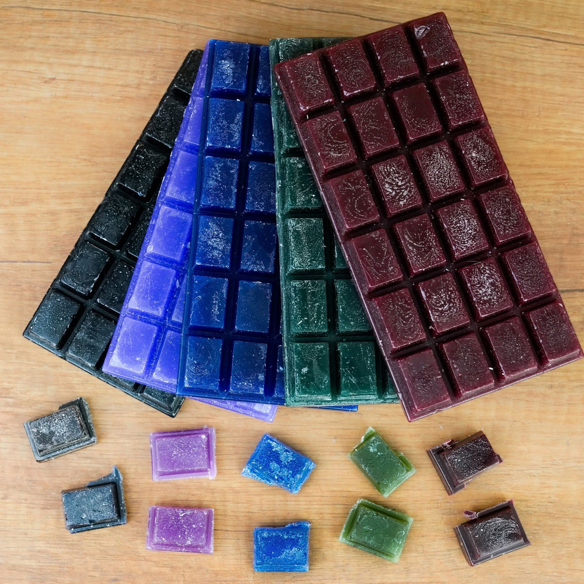 Dunkler Mix Wachstafeln in tiefen, satten Farben – Wachswürfel für elegante DIY-Kerzen