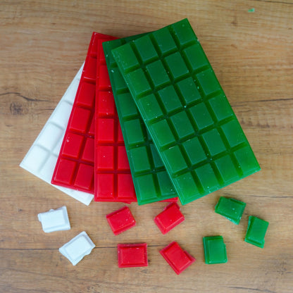Handgegossene Wachstafeln Weihnachtsmix in Rot, Grün und Weiß aus Paraffin